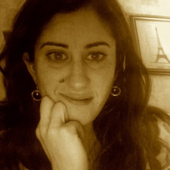 Meet your Posher, Julia - Picture 1 of 1